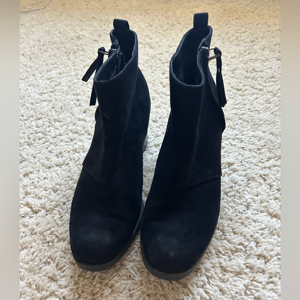 Old Navy Black Heel Booties